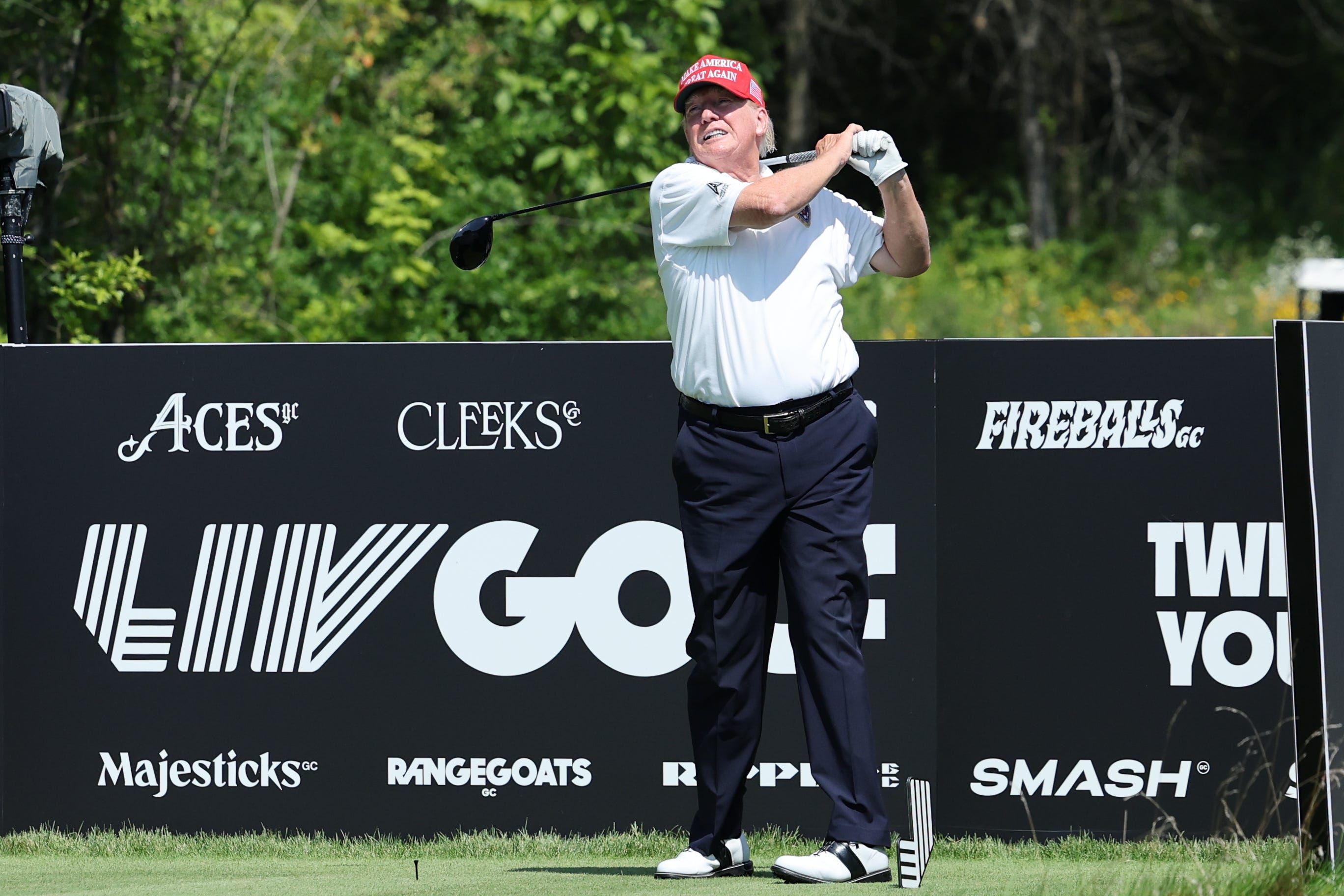 Trump ends lease with DC's golf courses
