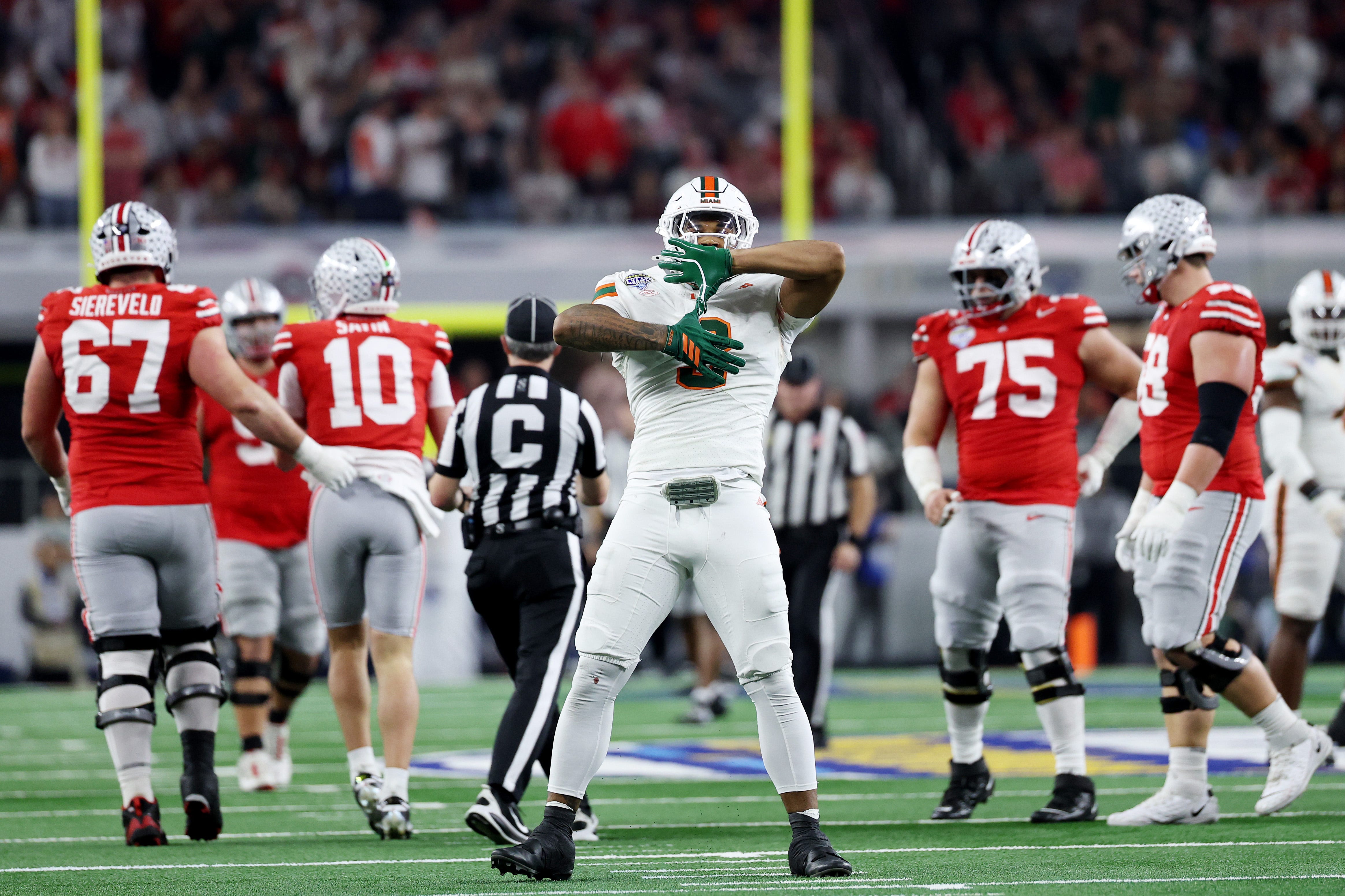 Miami vs Ohio State live updates: Canes holding on, lead OSU, 17-14