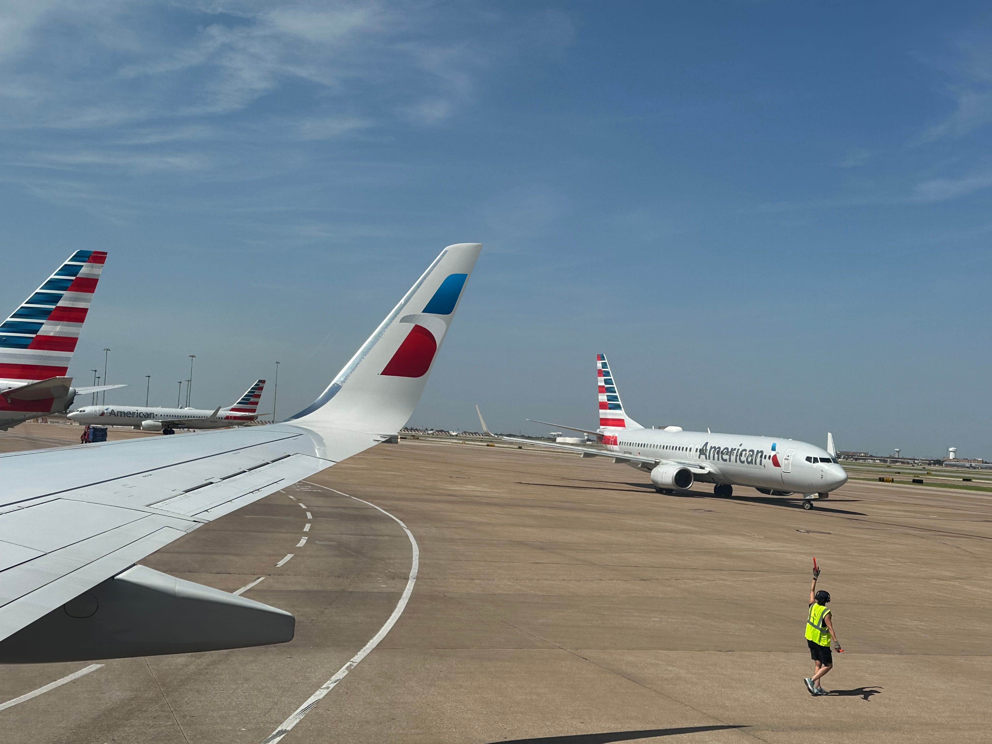 0 News Article Image Бесплатный Wi-Fi появится на рейсах авиакомпании American Airlines. Пользоваться им смогут только определенные пассажиры.