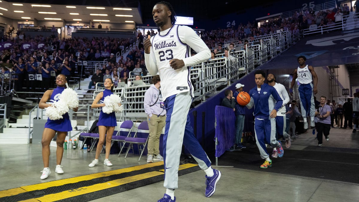 Το μπάσκετ του Kansas State βλέπει την πρώτη έξοδο από την πύλη μεταγραφών στον Stephen Osei