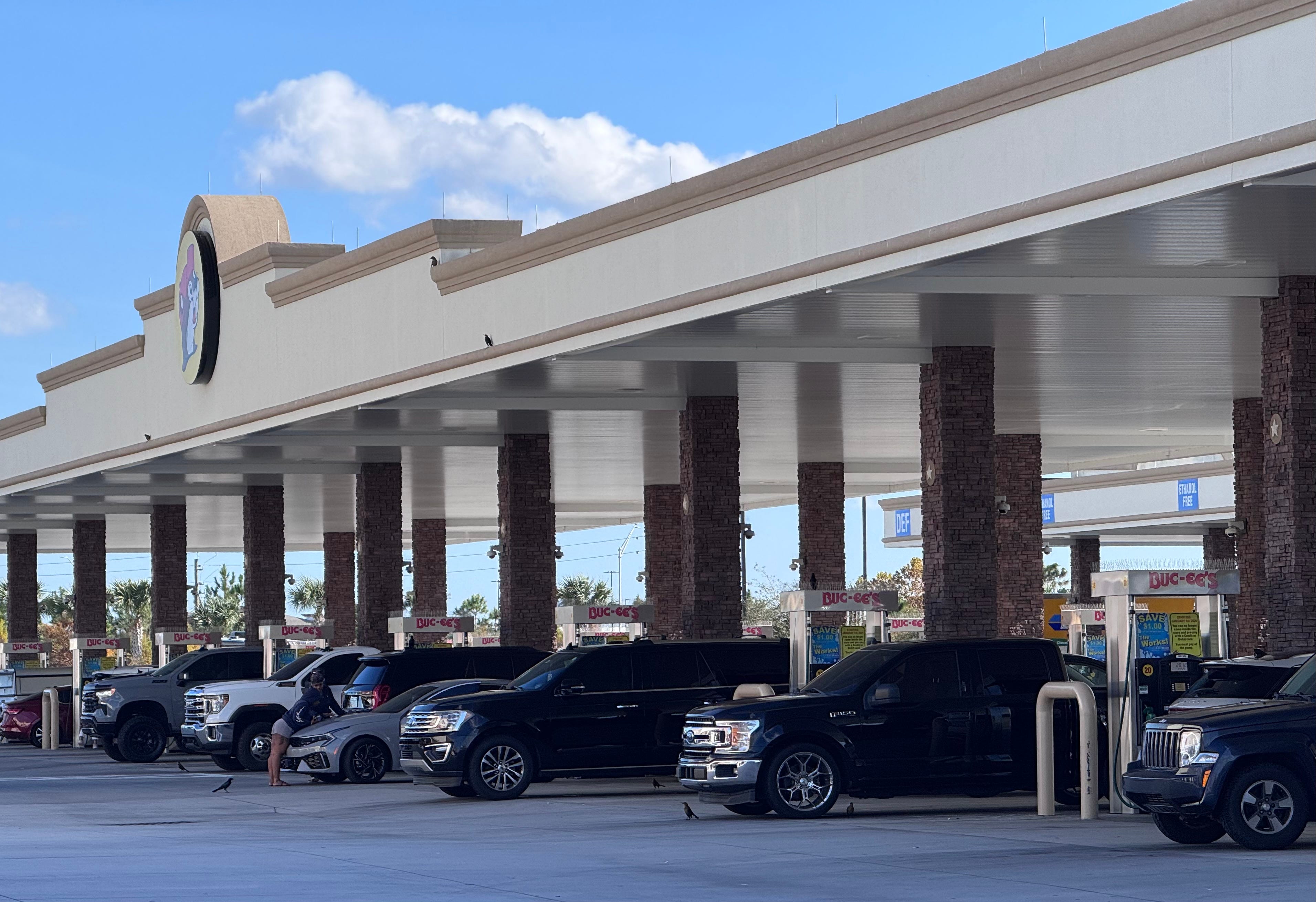 Can Trump emission standards lower car prices? Here’s what experts say