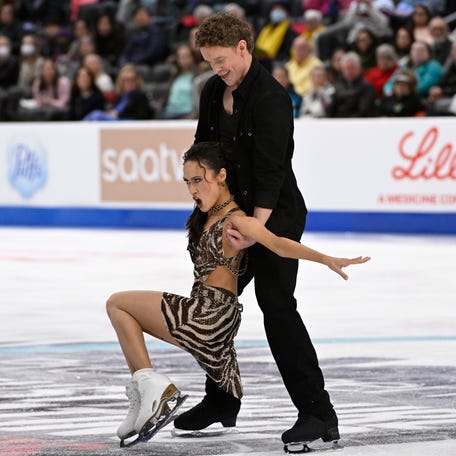 Madison Chock and Evan Bates perform in the ice dance rhythm dance during the 2026 U.S. Figure Skating Championships at Enterprise Center.