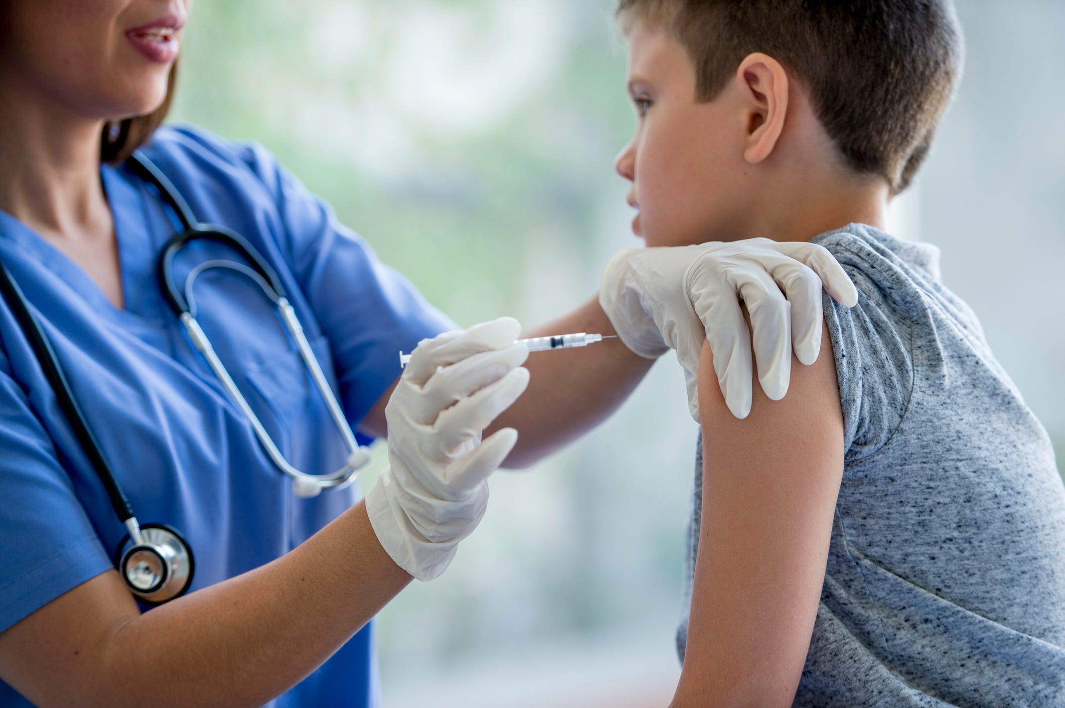 RFK Jr. says it may be ‘better’ if kids skip flu shot. What experts say.