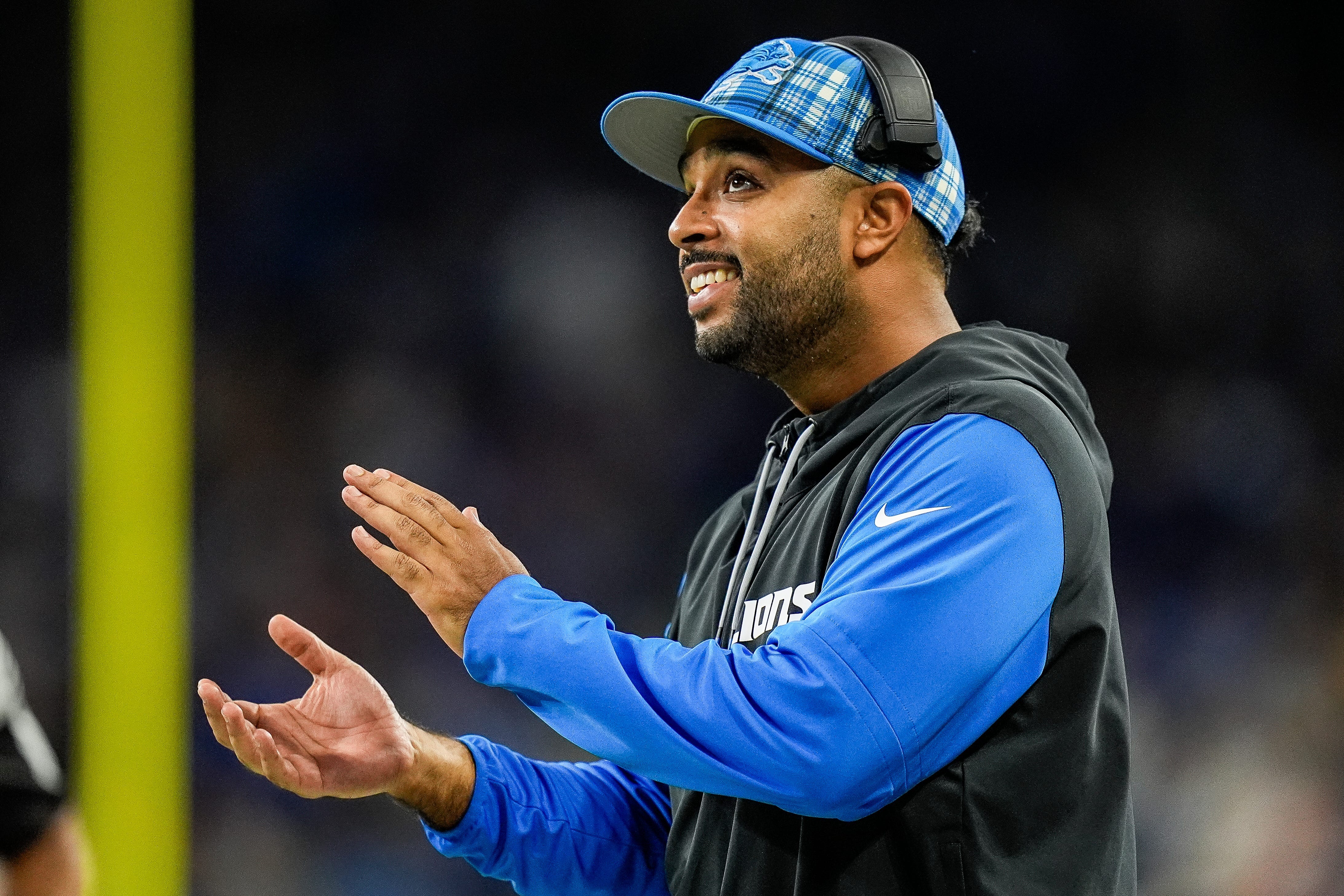 Detroit Lions' Jett Modkins interviews with Buccaneers