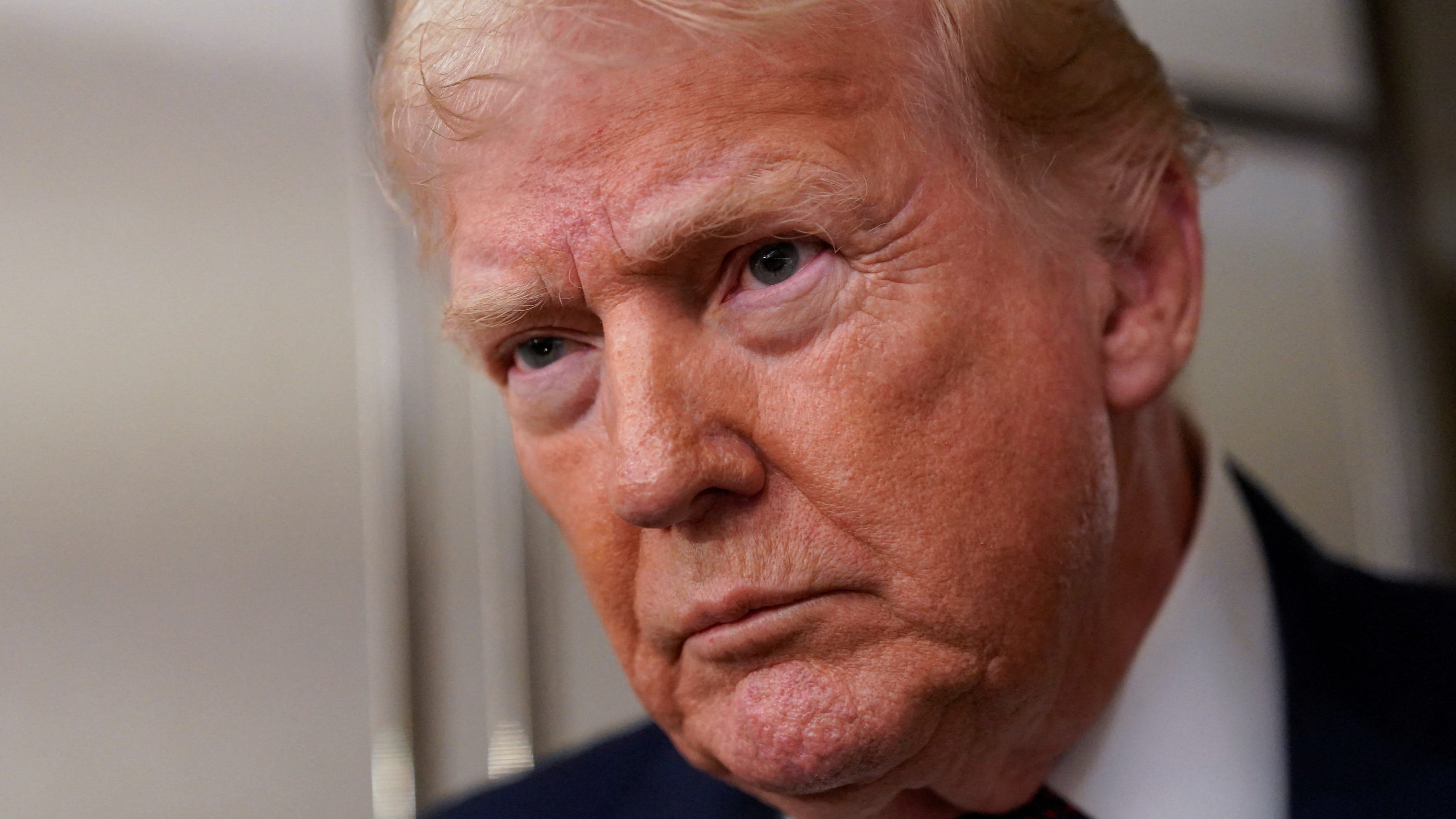 Trump weighs military options in Iran as violence escalates