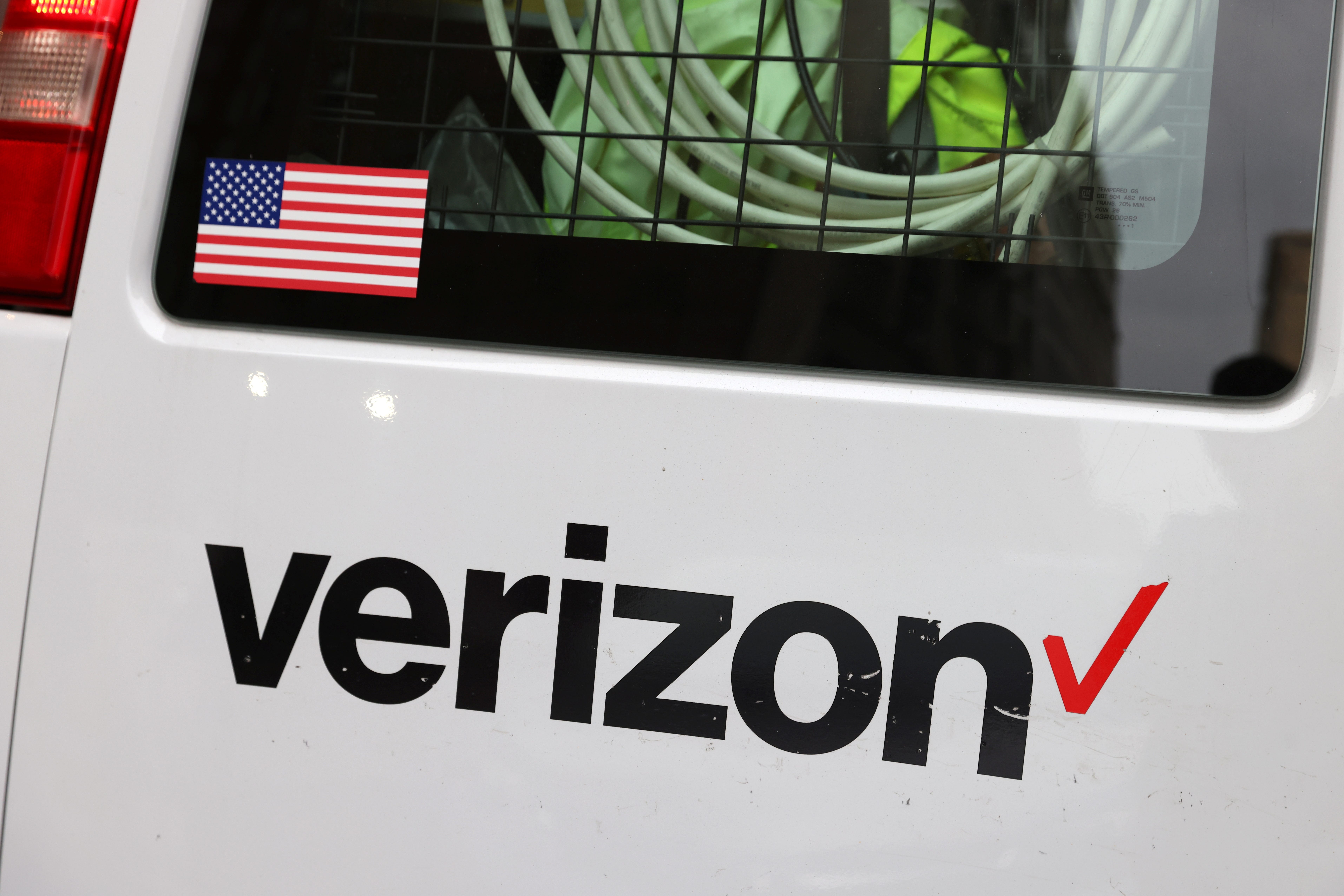 Verizon's Massive Outage: How 1.5 Million Customers Were Left in the Dark and What It Means for You