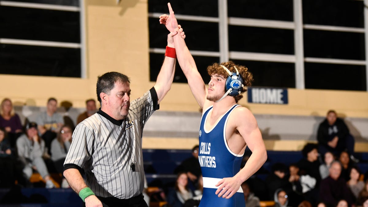 Vote Now for Wrestler of the Week: Celebrate Top Stars!