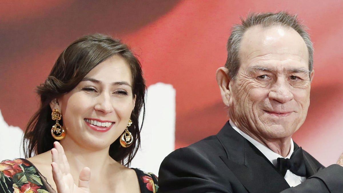 Victoria Jones stepped out with father Tommy Lee Jones at the Tokyo International Film Festival on Oct. 25, 2017.
