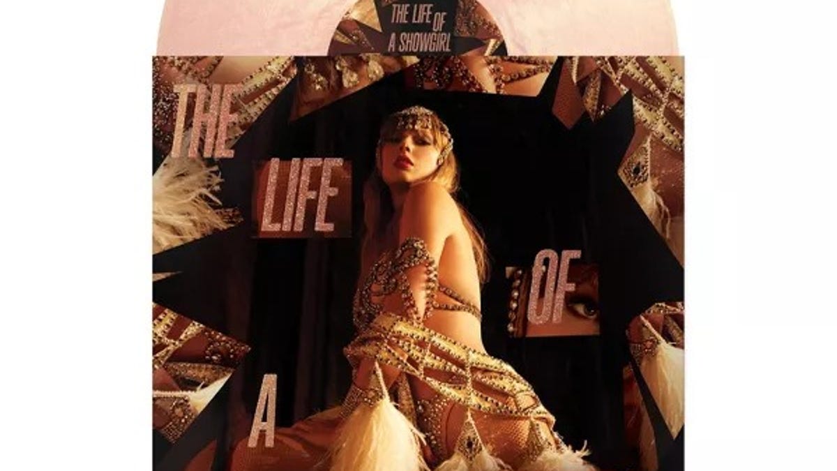 Taylor Swift vinyl variants help fuel $1 billion boom, set record