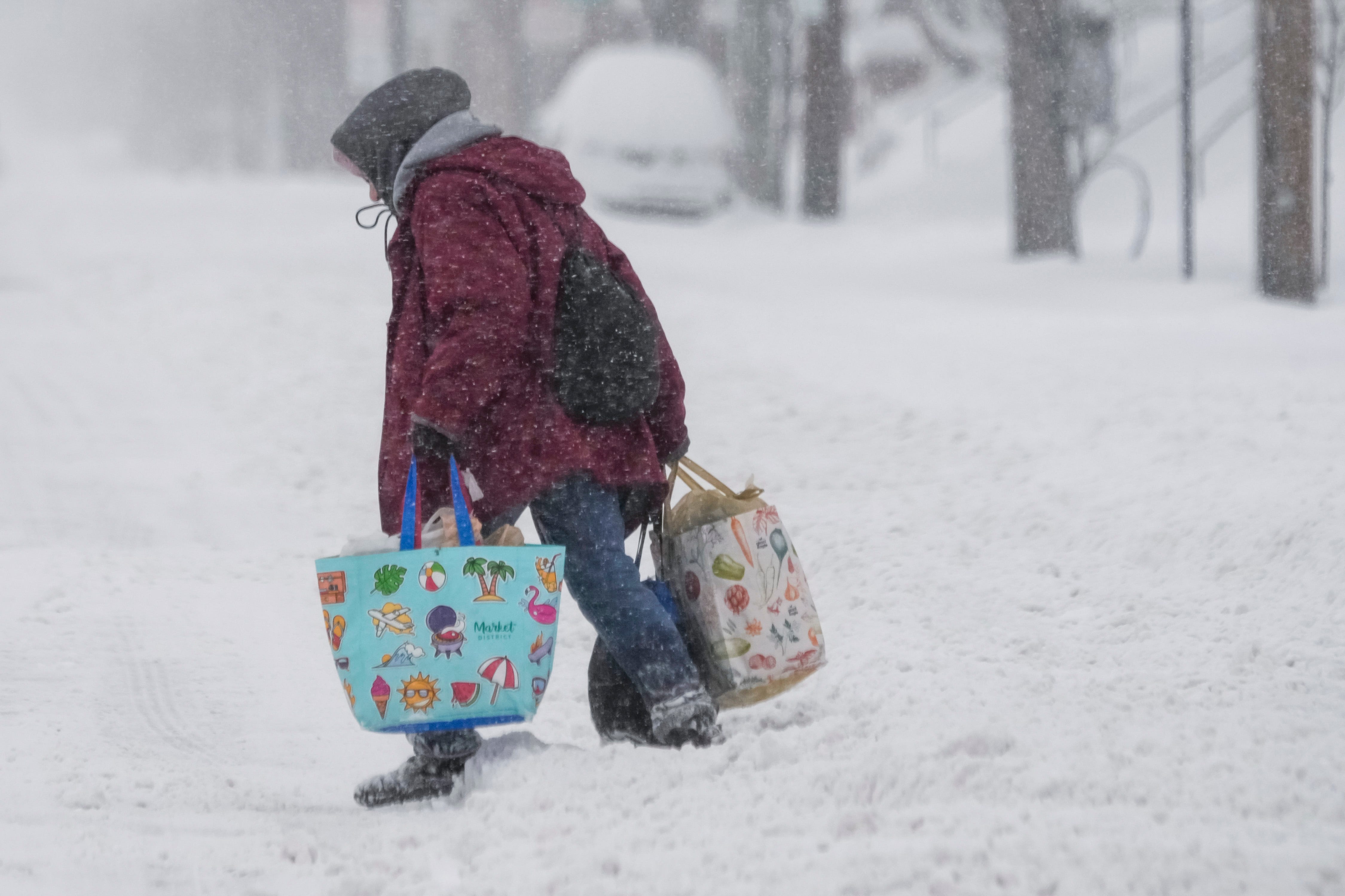 4 News Article Image Are grocery stores open in central Ohio after snow? Kroger, WalMart differ