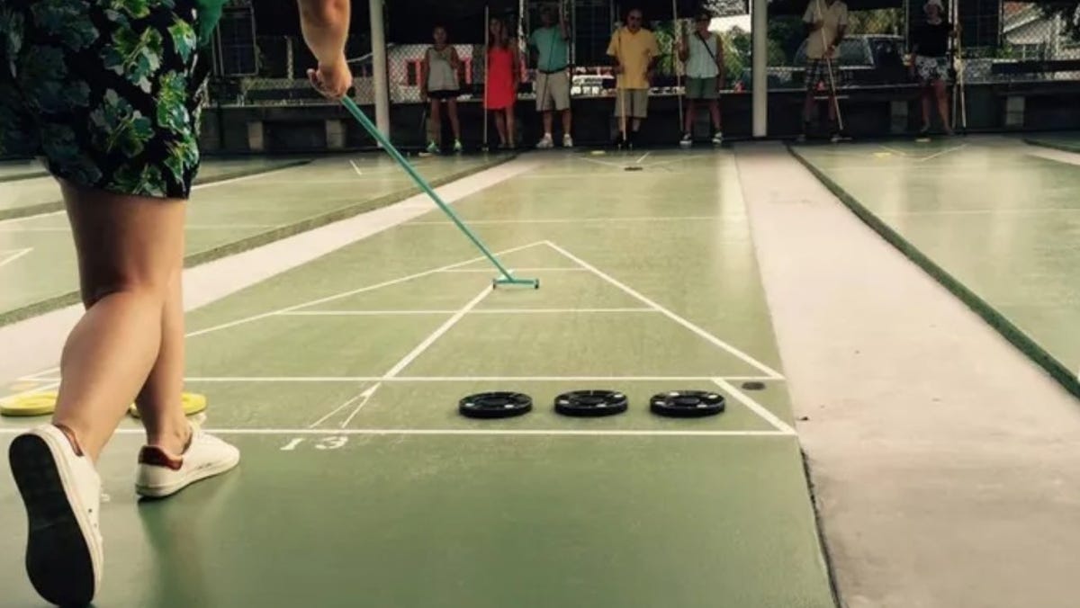 How playing shuffleboard benefits your brain health How playing shuffleboard benefits your brain health