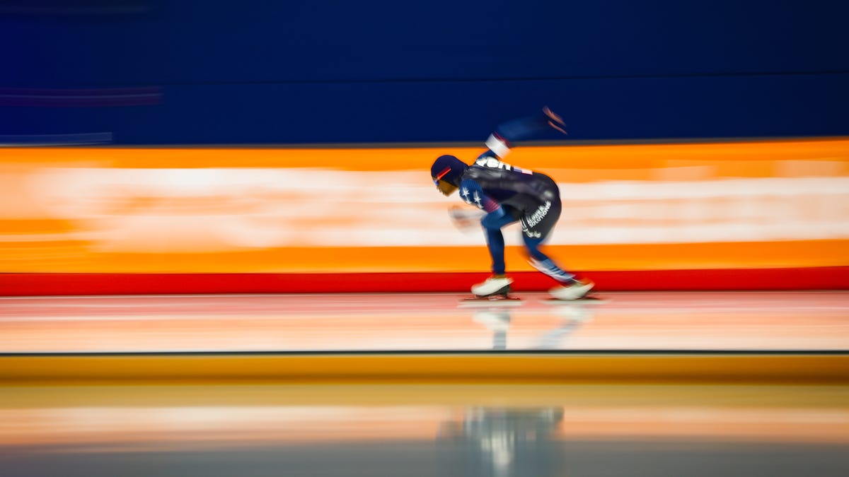 Nov 22, 2025; Calgary, Alberta, CANADA; Erin Jackson of USA competes in the women's 500m during the ISU Speedskating World Cup at Calgary Olympic Oval. Mandatory Credit: Sergei Belski-Imagn Images