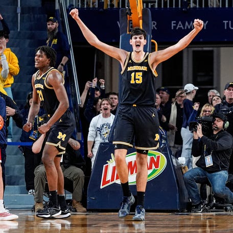 Michigan center Aday Mara (15) celebrates 75-72 win over Nebraska at Crisler Center in Ann Arbor on Tuesday, Jan. 27, 2026.
