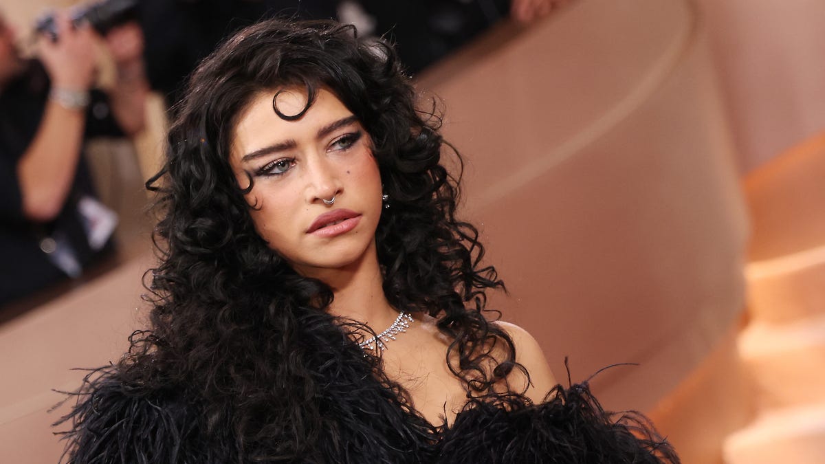 Odessa A'zion attends the Golden Globe Awards on Jan. 11, 2026.