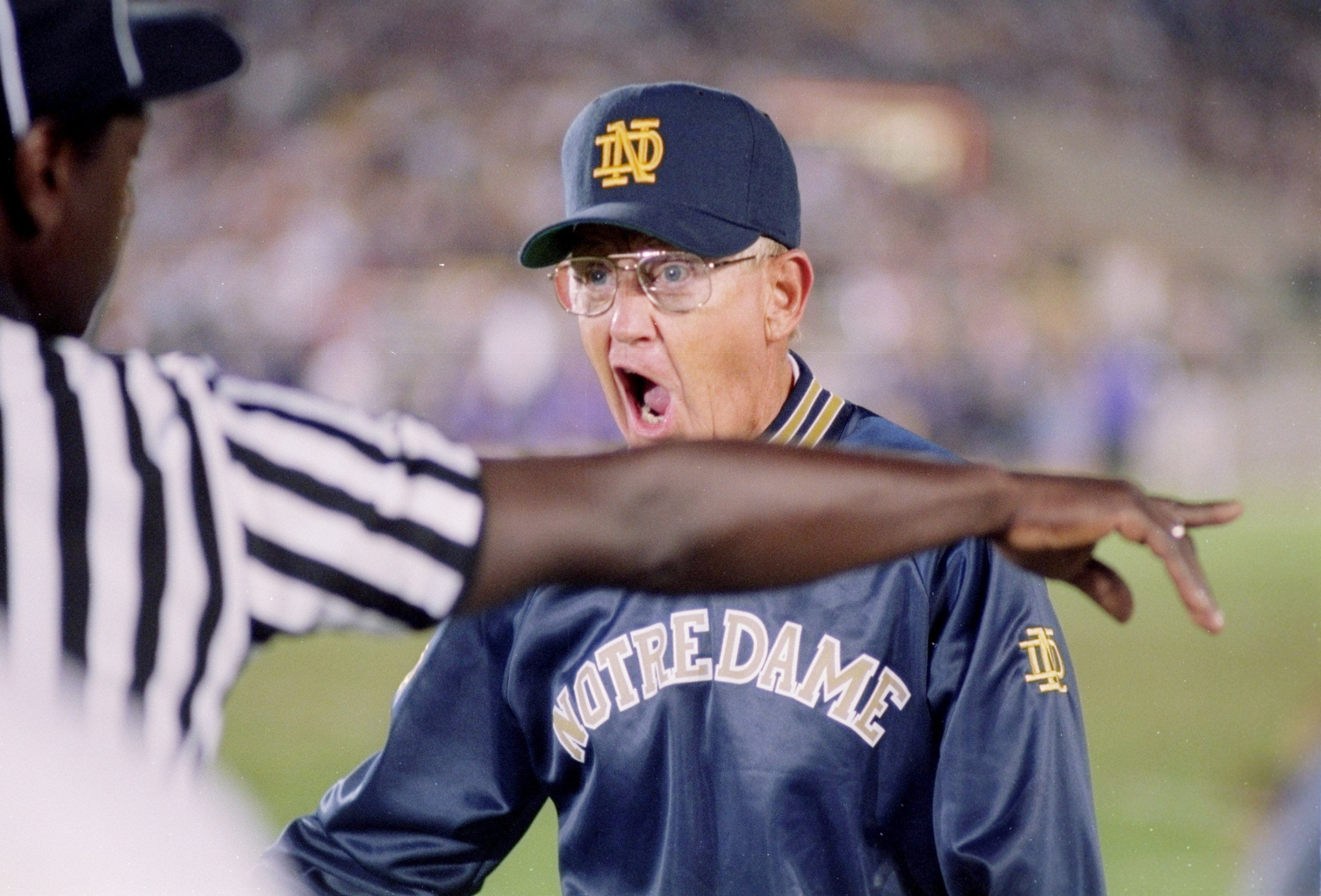 Remembering Lou Holtz: Highlights of 35-year coaching career