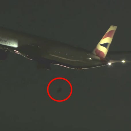 Livestream captures wheel detach from British Airways plane during takeoff.