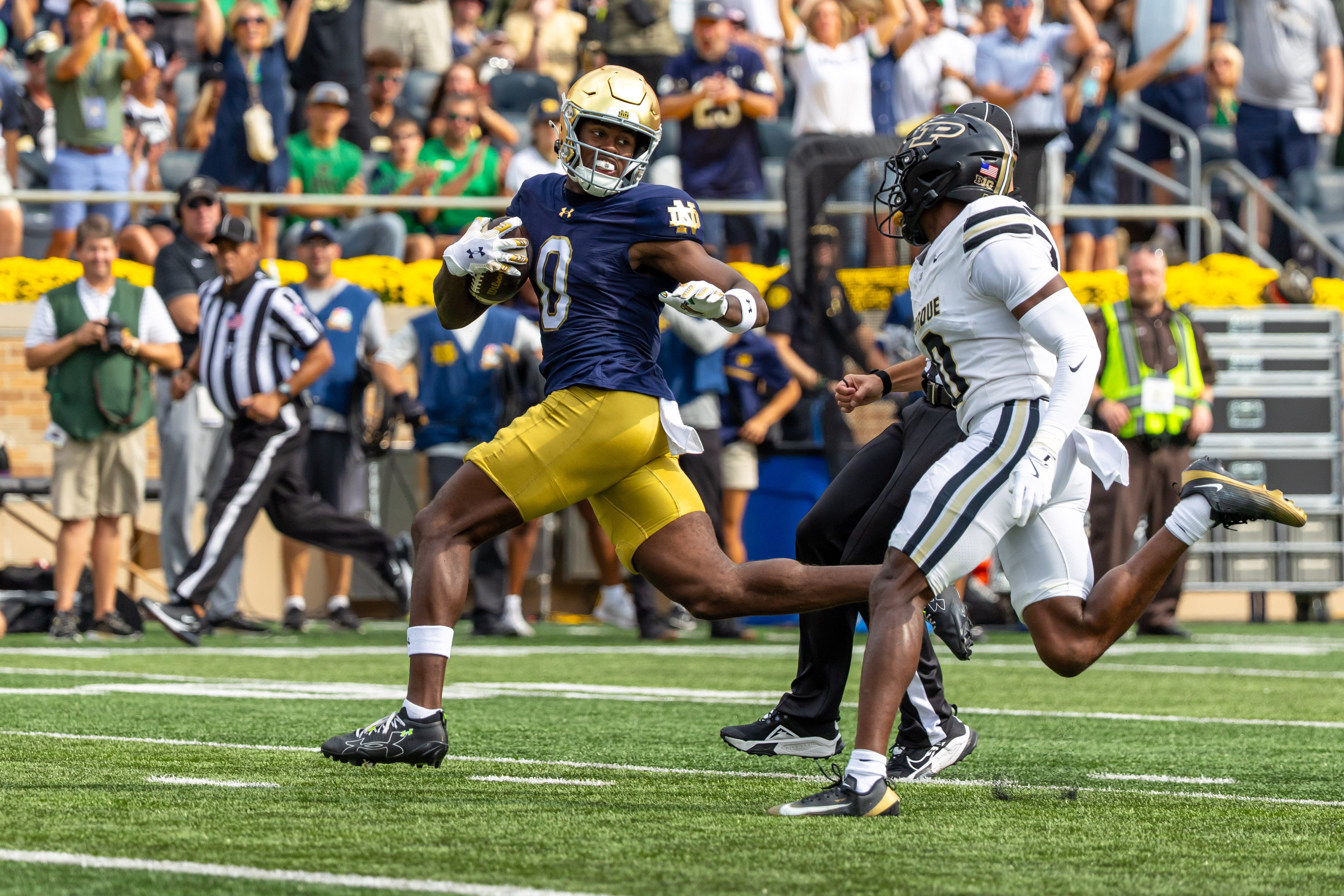 Eagles mock draft 2026. Full 7-round look at how Philly can fix offense