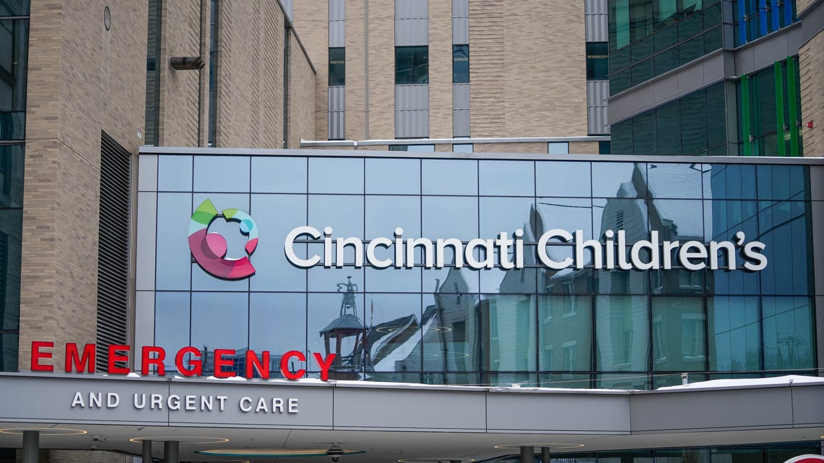 Transgender healthcare clinics face choices they shouldn’t Transgender healthcare clinics face choices they shouldn’t