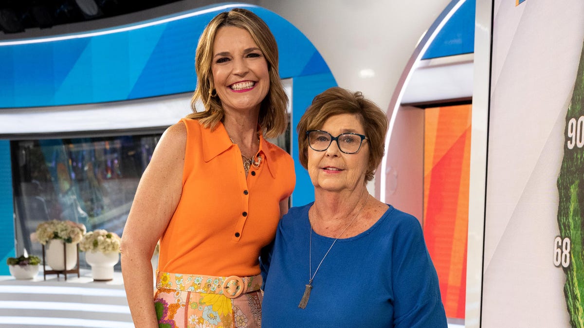 Savannah Guthrie asks fans to 'please pray' for missing mom