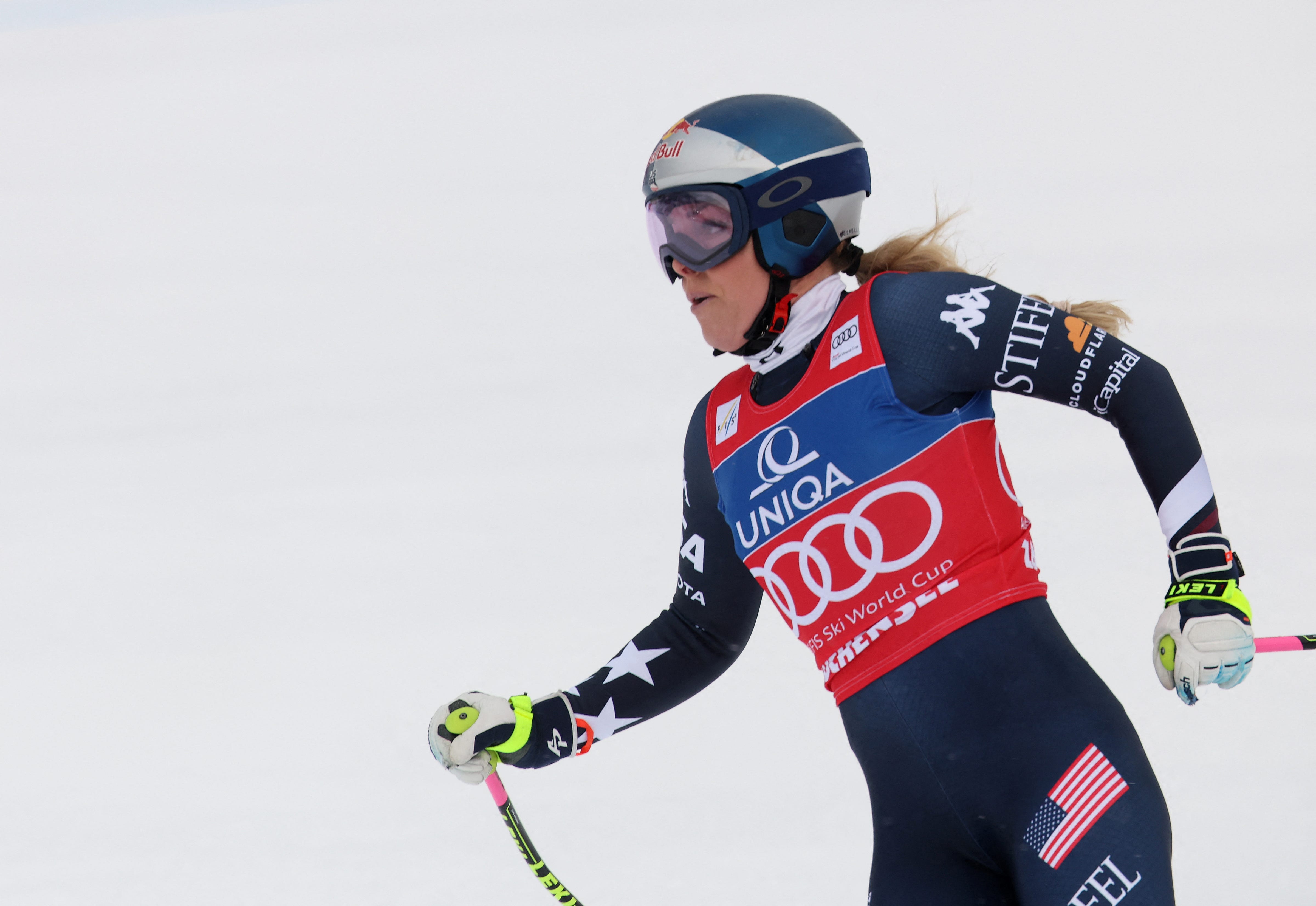 Lindsey Vonn 'had a feeling' her injury was bad, but still hasn't cried