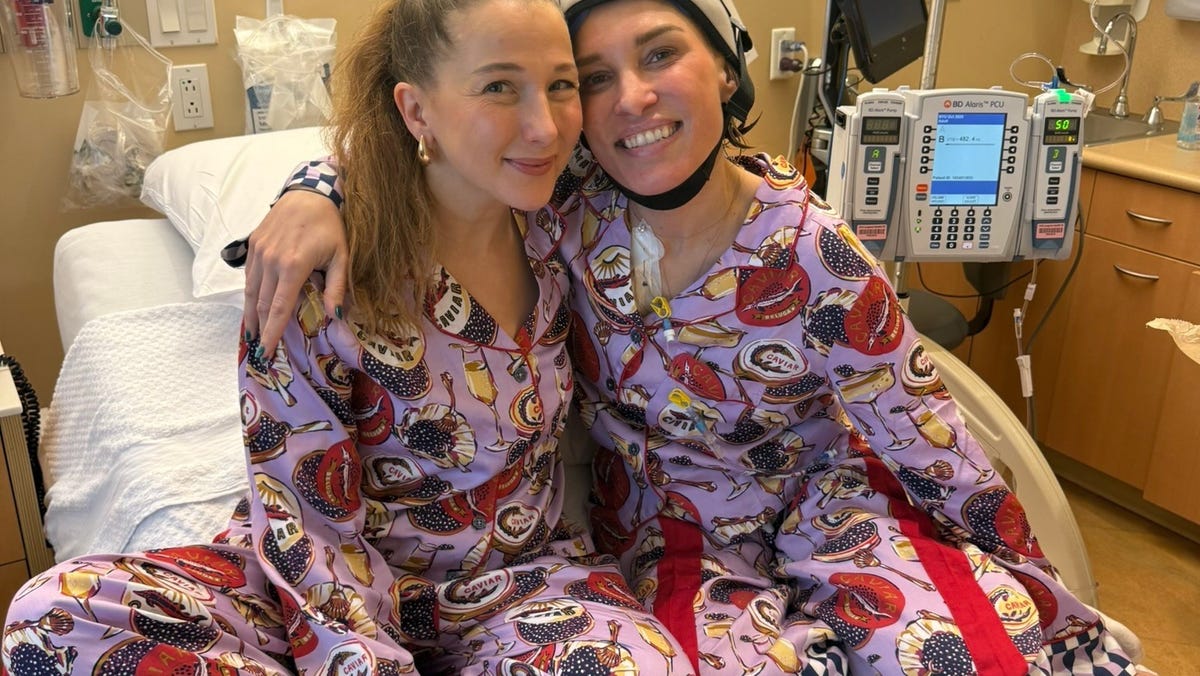 Jennifer Taylor told her girl friends that she misses 