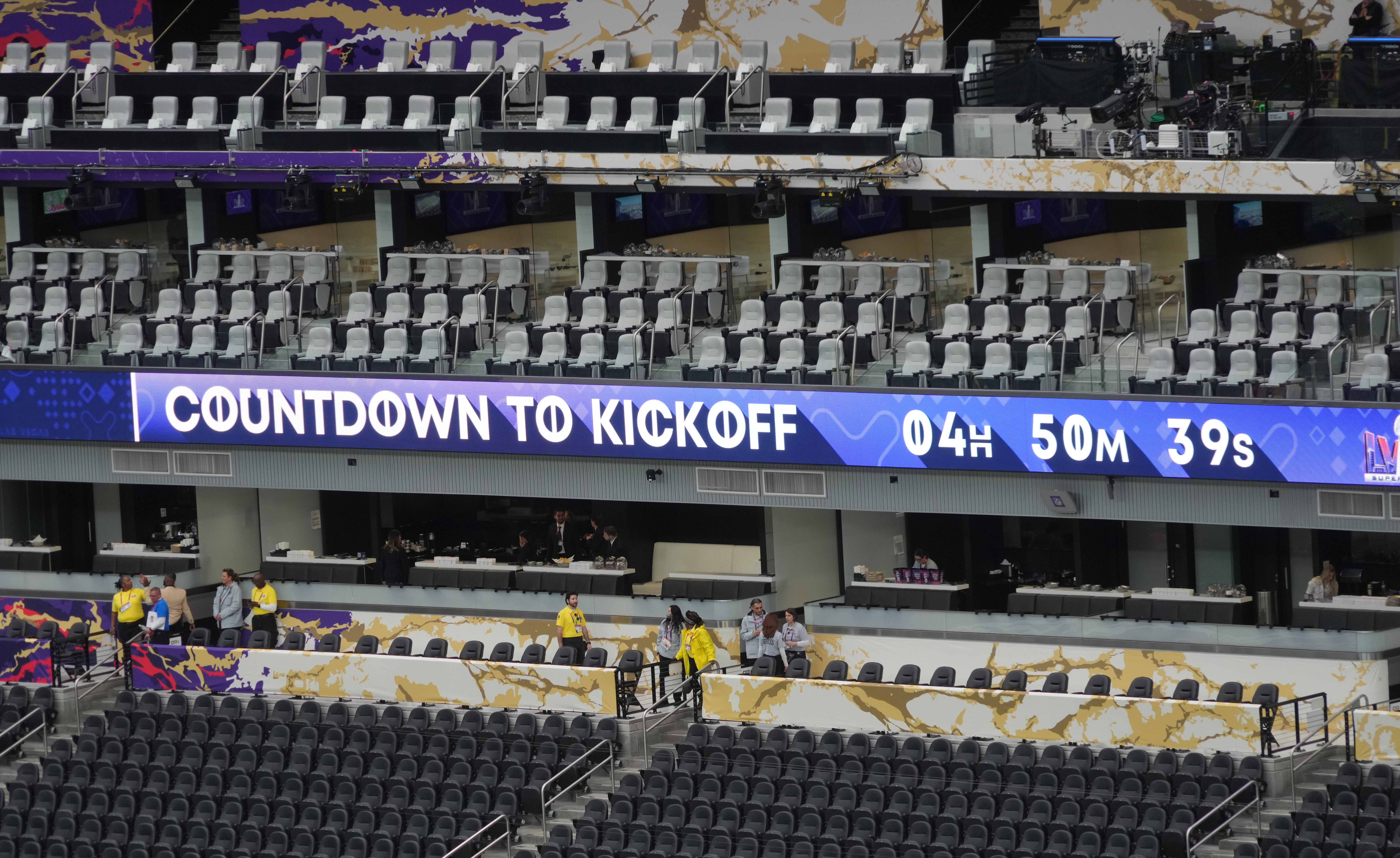 USA; Countdown to kickoff.