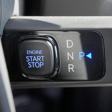 The 2026 Hyundai Palisade XRT Pro has the engine start stop feature on a control arm that comes out of the right steering column.