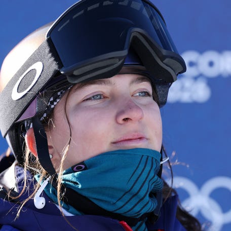 Feb 15, 2026; Livigno, Italy; Jessica Perlmutter of the United States during slopestyle qualification during the Milano Cortina 2026 Olympic Winter Games at Livigno Snow Park. Mandatory Credit: Nathan Ray Seebeck-Imagn Images