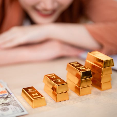Priority Gold focuses on helping retirement investors purchase physical gold and silver through self-directed IRAs or direct purchases.