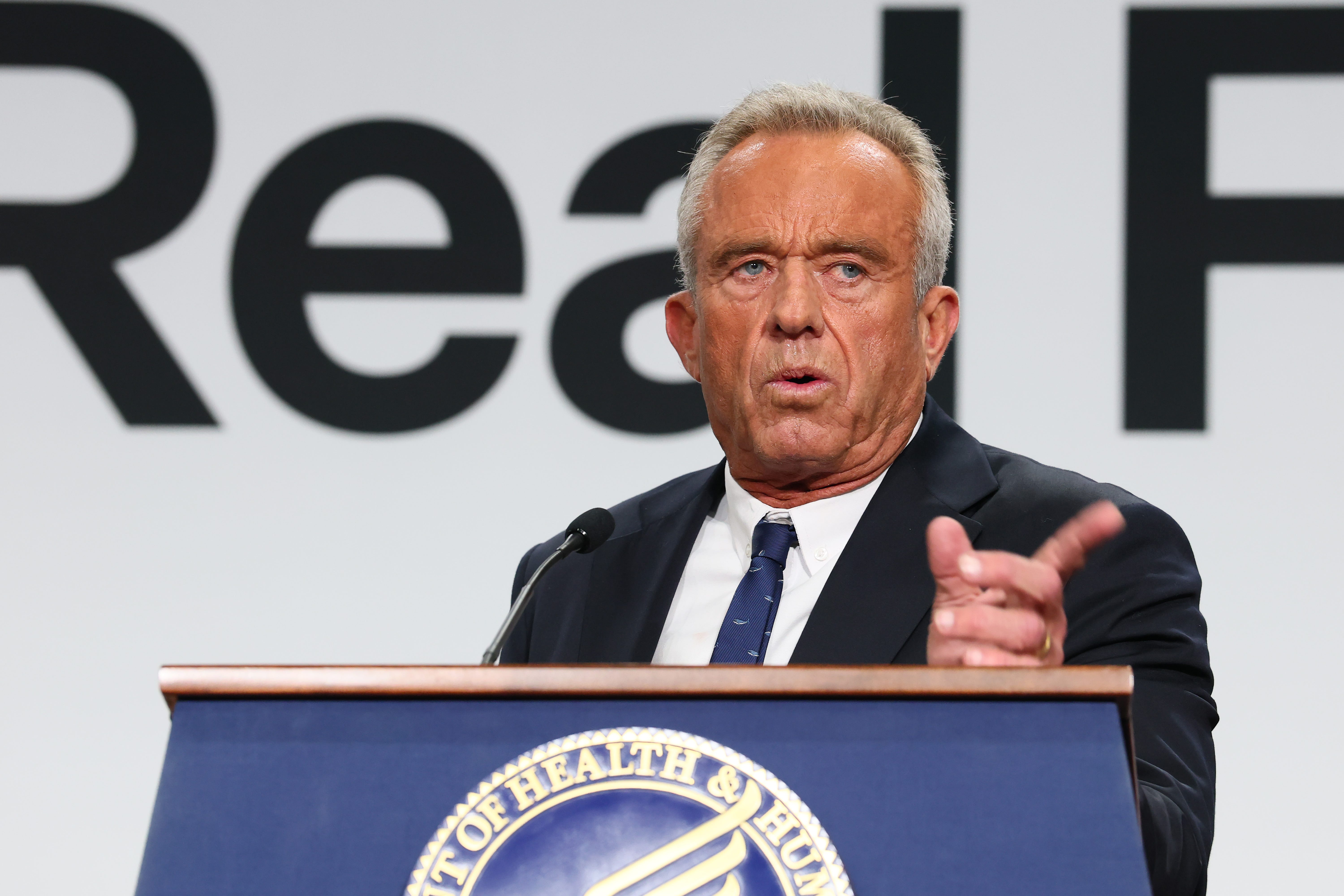 RFK Jr. says keto diet can ‘cure’ schizophrenia. What experts say.