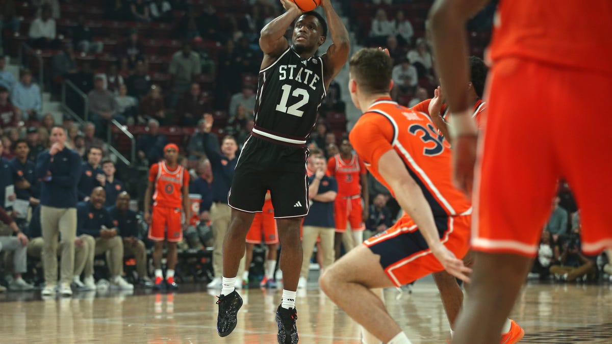 Josh Hubbard scores 35 in first half of Mississippi State vs Auburn Josh Hubbard scores 35 in first half of Mississippi State vs Auburn