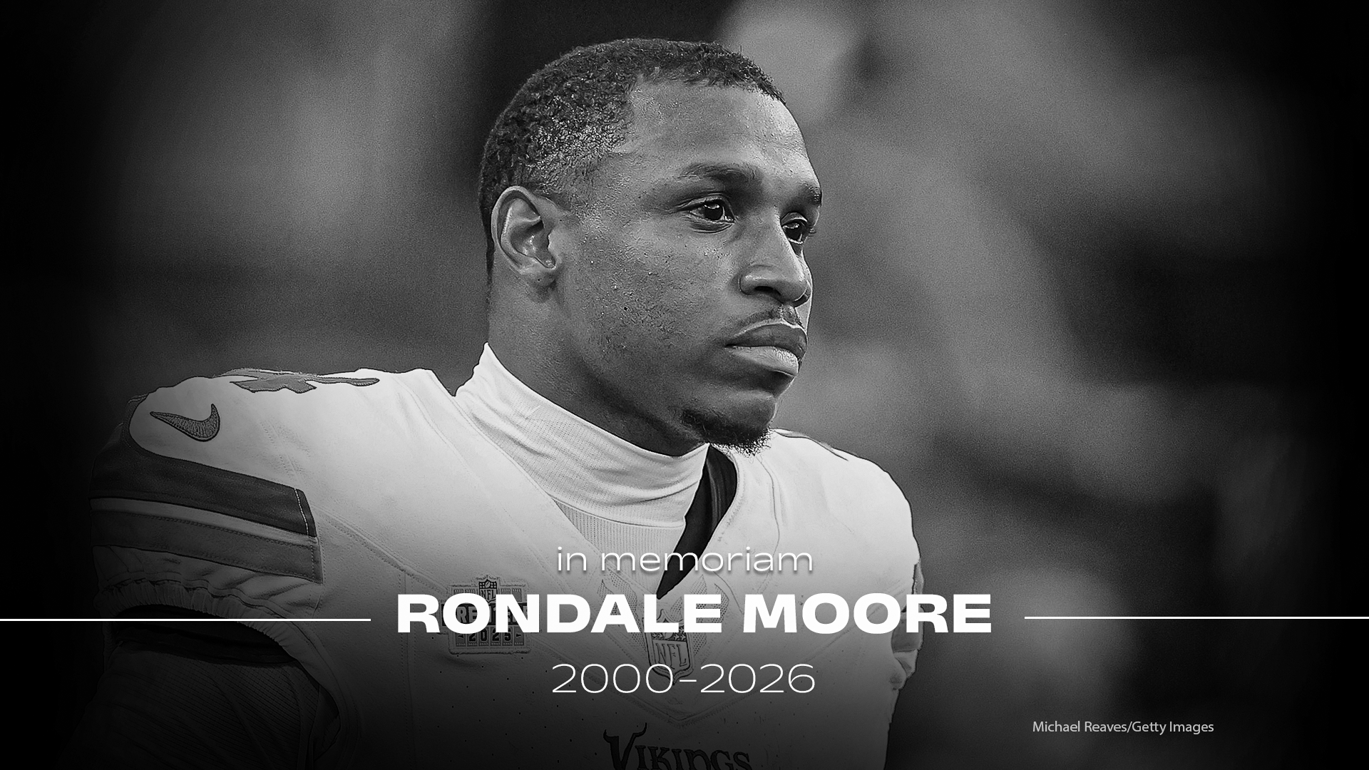 पूर्व फाल्कन्स डब्ल्यूआर रोंडेल मूर का 25 वर्ष की आयु में निधन हो गया है।