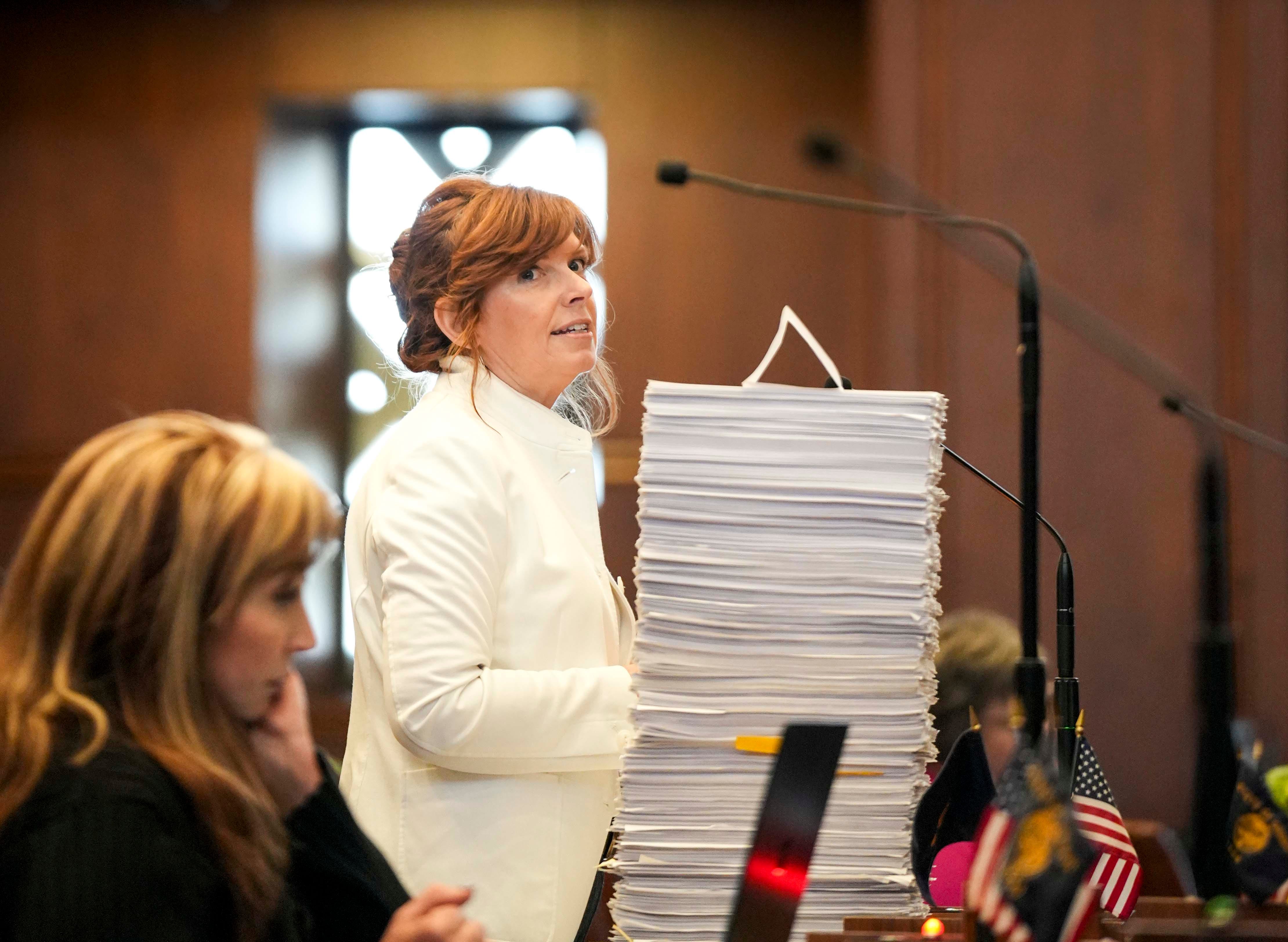 88833374007-sb-1599-vote-002.JPG?auto=we