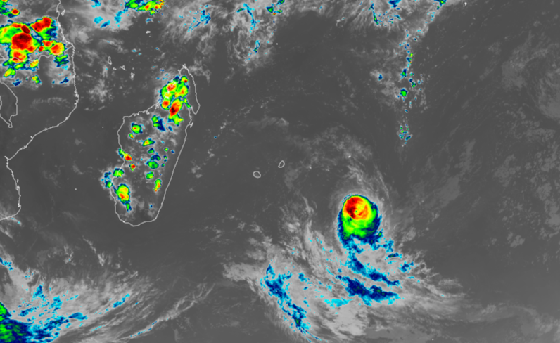 Tropical Cyclone Horacio Intensifies Into Category 5 Storm in Indian Ocean