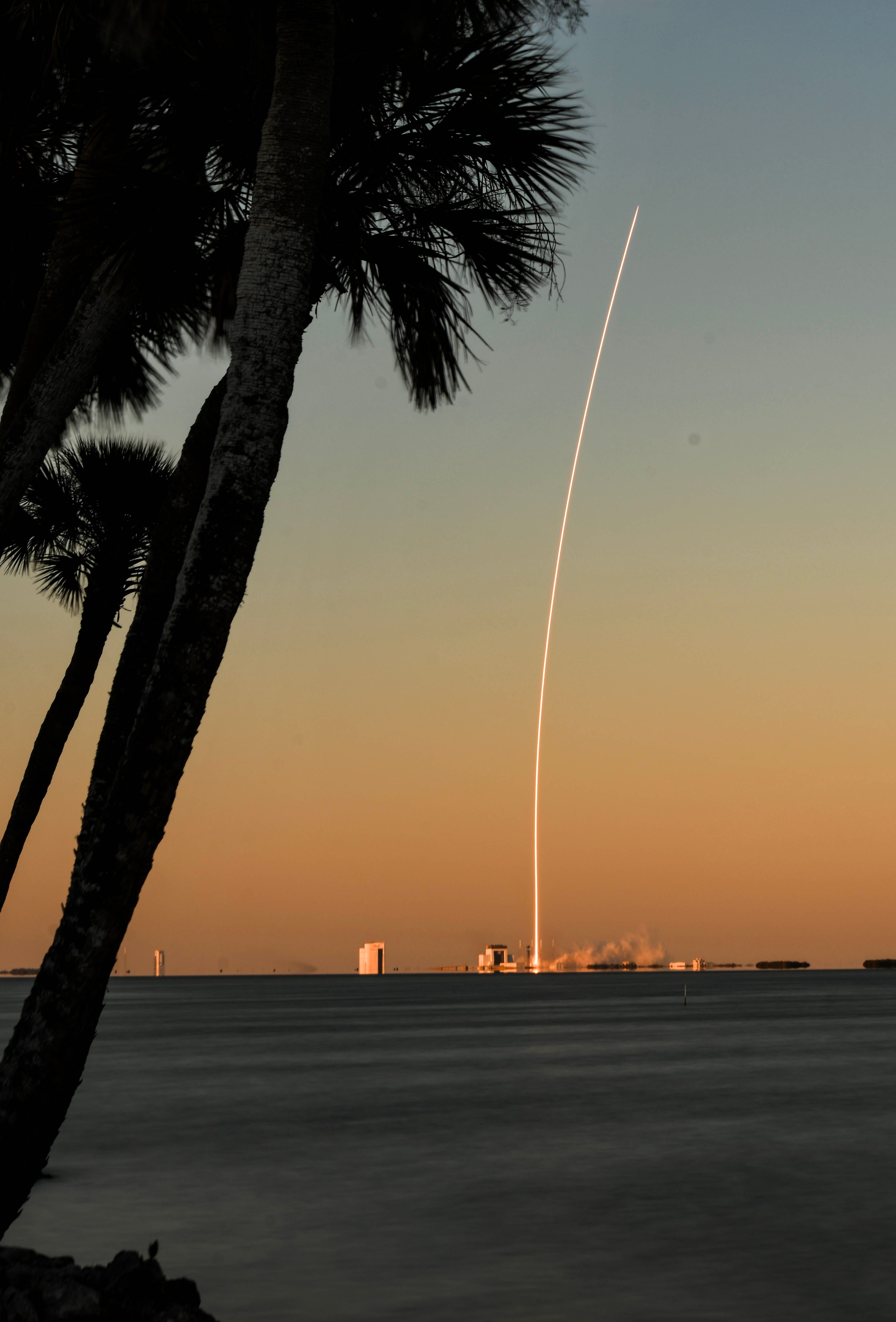 Florida SpaceX weekend rocket launch. Best places to see liftoff