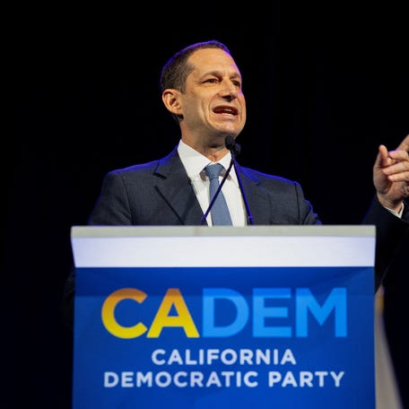 San Francisco Mayor Daniel Lurie speaks during the California Democratic Convention in San Francisco, California, U.S. February 21, 2026. REUTERS/Manuel Orbegozo