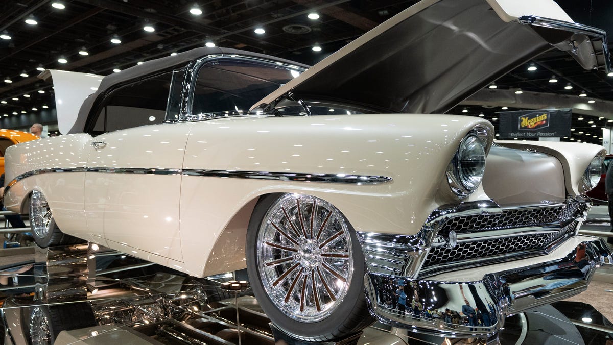 1956 Chevrolet Bel Air takes top award at 2026 Detroit Autorama