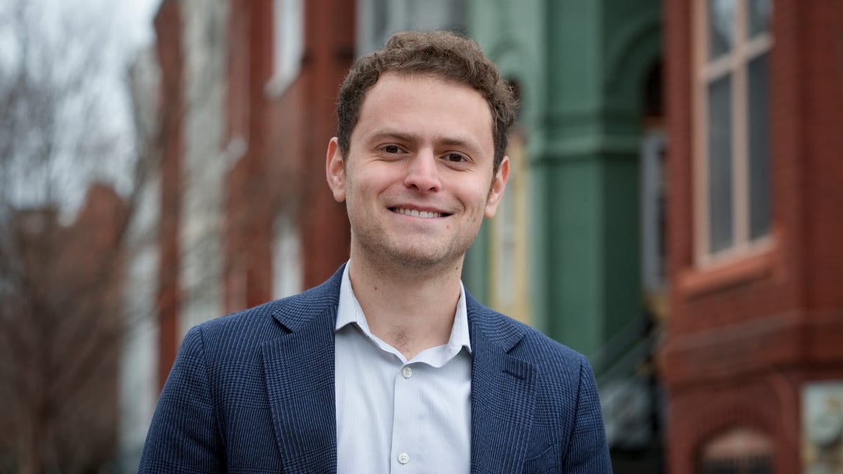 Get to know Aaron Parnas &ndash; the liberal social media star making waves