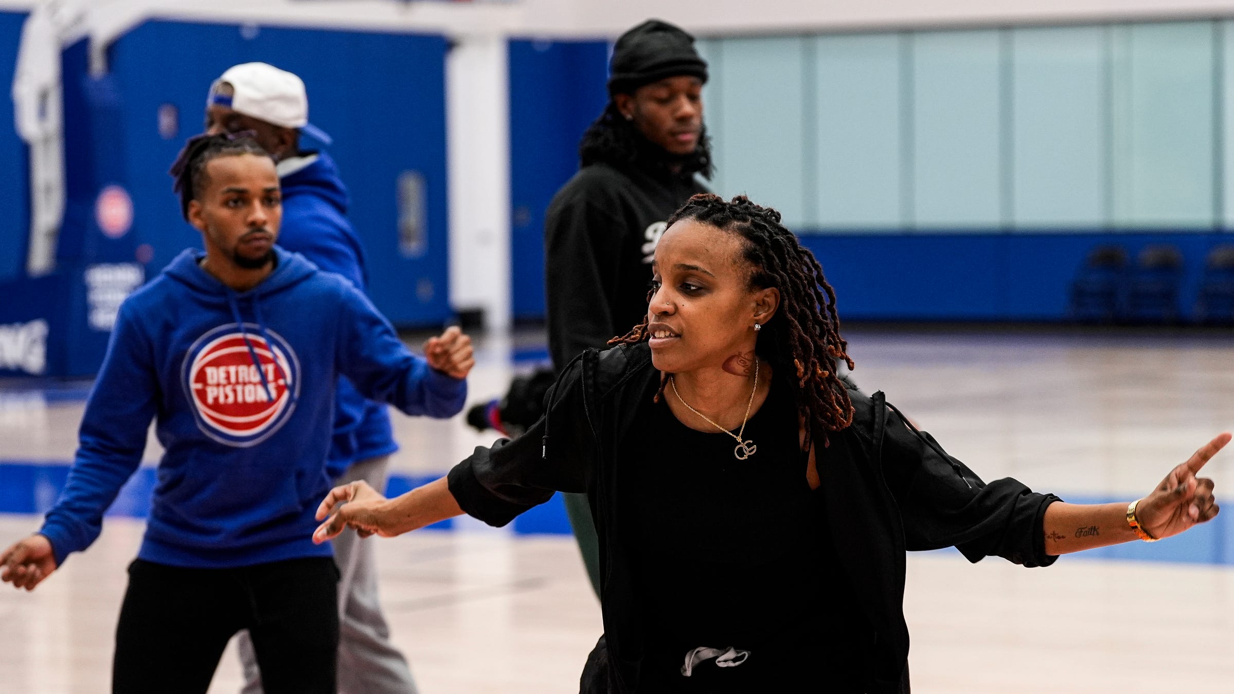 पिस्टन जीत टीम डेट्रॉइट की प्रतिष्ठित फुटवर्क संस्कृति को जीवित रखती है