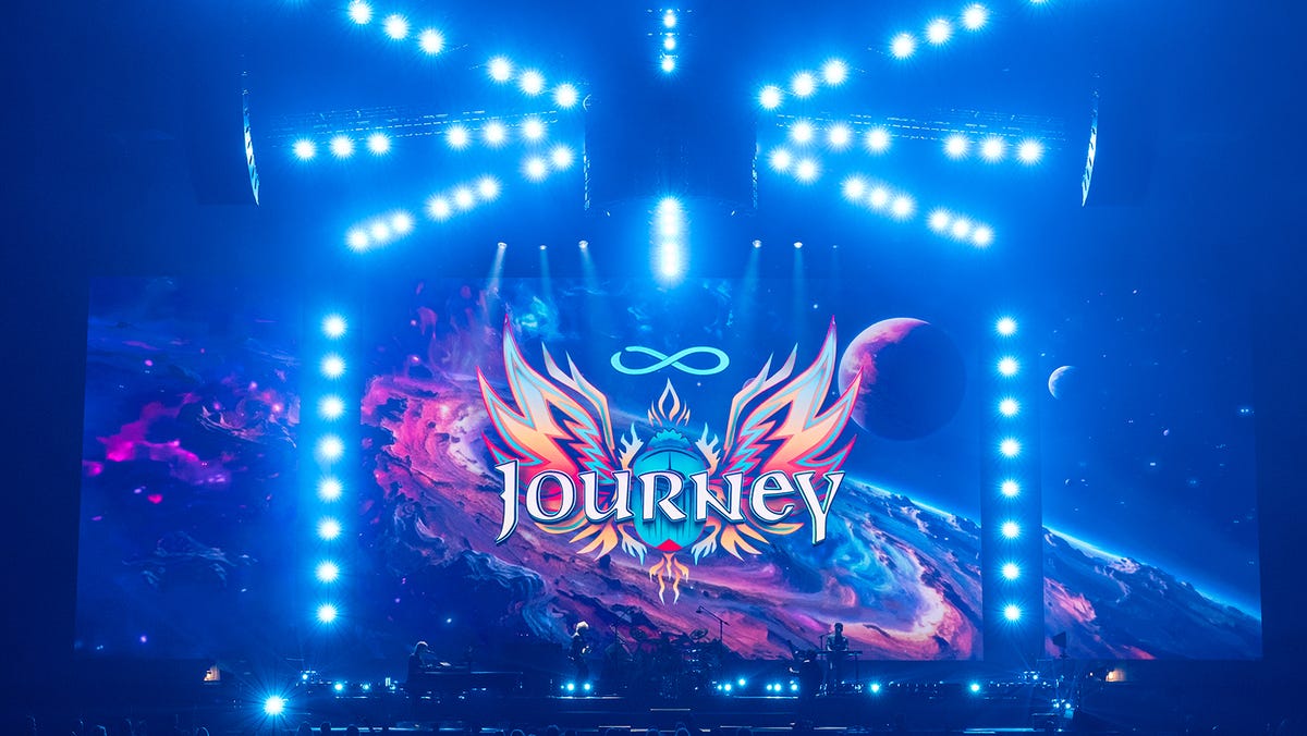 Journey setlist rocks hits, deep cuts. All the songs on the Final Frontier tour