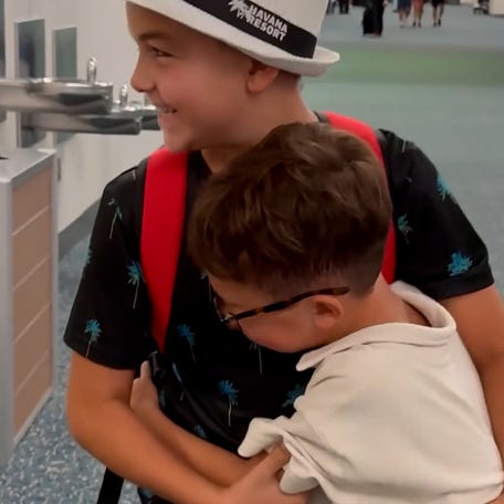 Boy reunites with best friend after moving from Canada to Florida thumb