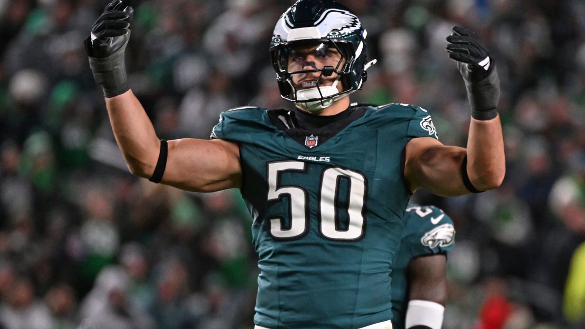 Nov 16, 2025; Philadelphia, Pennsylvania, USA; Philadelphia Eagles linebacker Jaelan Phillips (50) against the Detroit Lions at Lincoln Financial Field. Mandatory Credit: Eric Hartline-Imagn Images