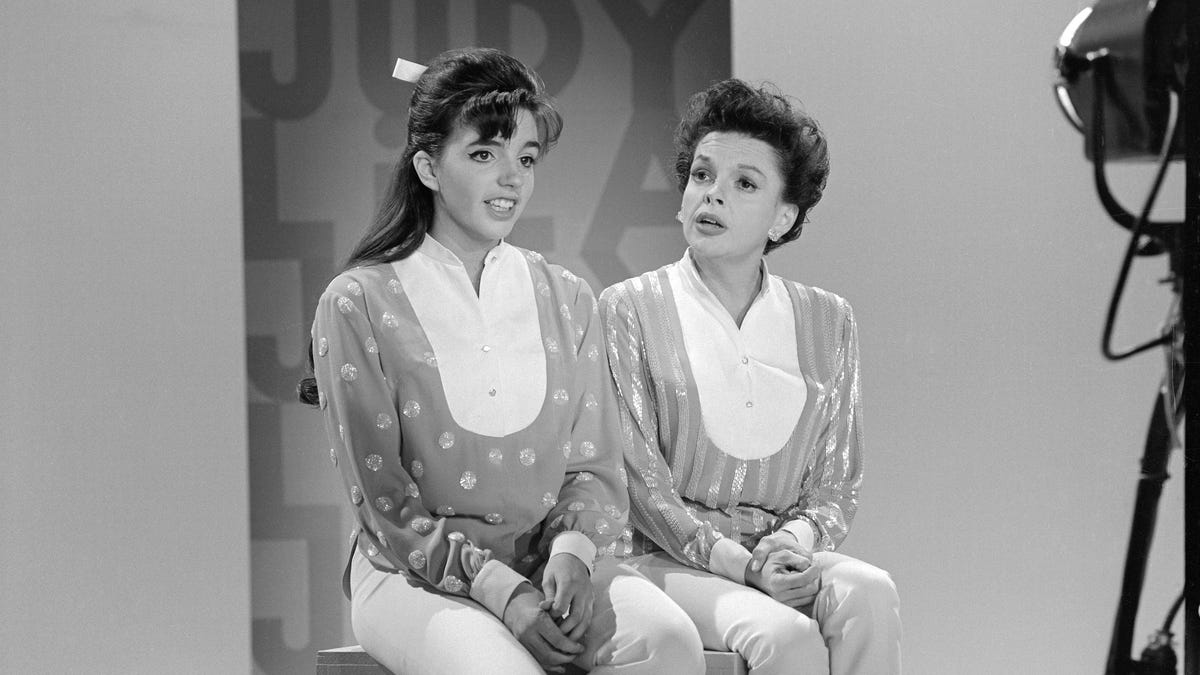 Liza Minnelli reveals last words to mother Judy Garland in new memoir
