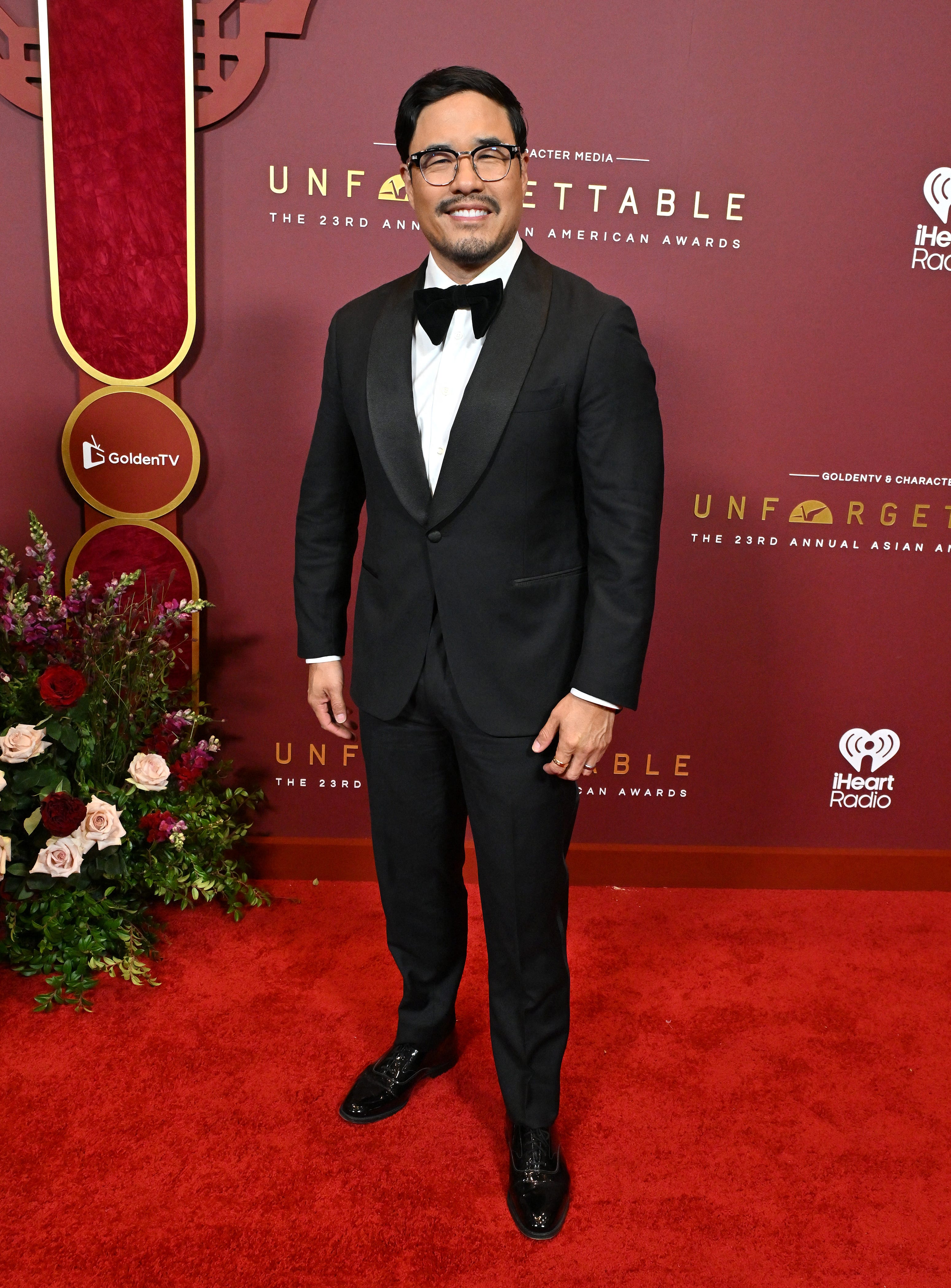 <p style="margin: 0px;">Randall Park </p>