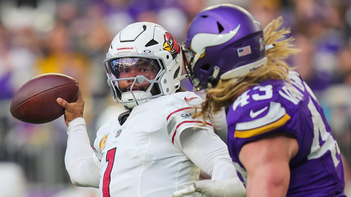 Dec 1, 2024; Minneapolis, Minnesota, USA; Arizona Cardinals quarterback Kyler Murray (1) passes against the Minnesota Vikings linebacker Andrew Van Ginkel (43) in the fourth quarter at U.S. Bank Stadium. Mandatory Credit: Brad Rempel-Imagn Images