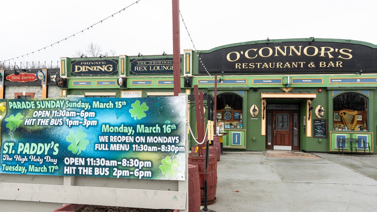 A banner outside O’Connor’s Restaurant & Bar March 12 advertises upcoming events.