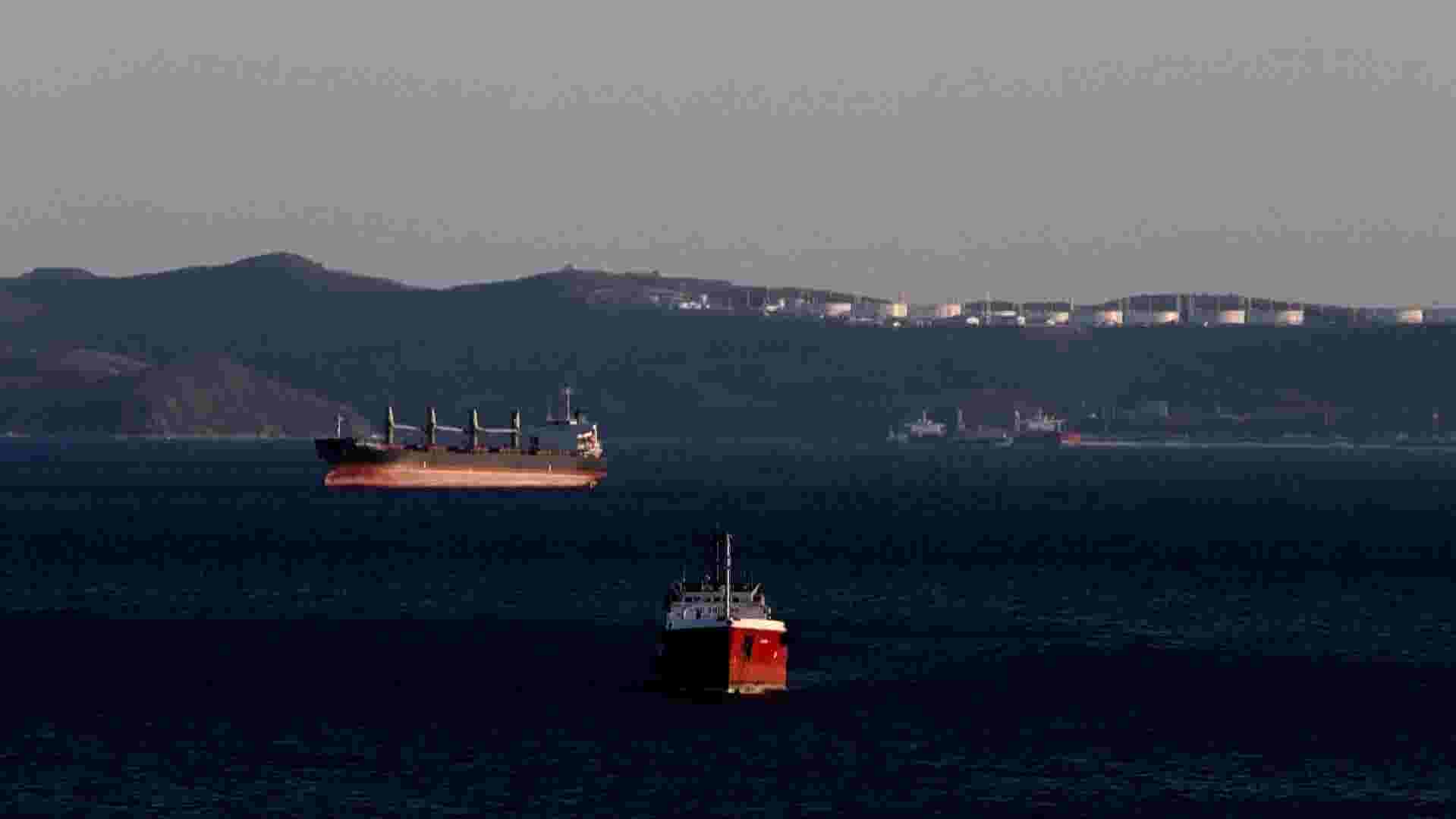 US grants 30-day waiver for stranded Russian oil purchases