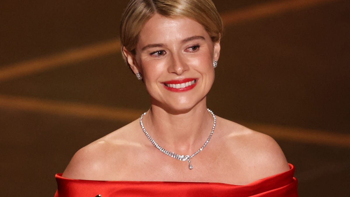 Jessie Buckley celebrates UK Mother's Day with history-making Oscar win