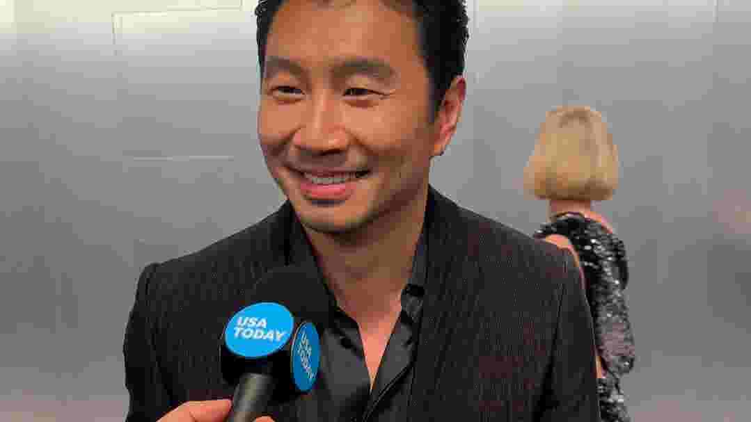 From heels off to burgers in hand, stars share post‑Oscars routines