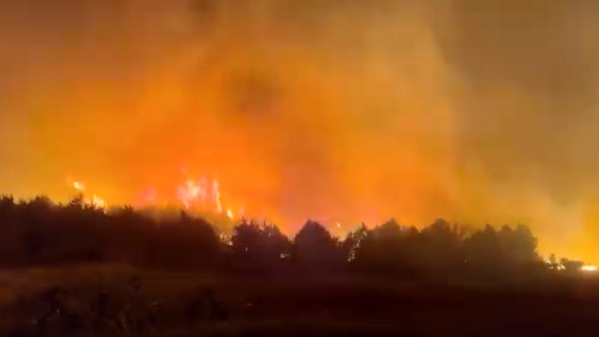 Over 700,000 acres of land burnt as Nebraska battles largest fires in state history